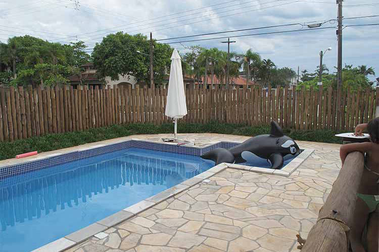 RETALHOS DE PEDRA MINEIRA PARA PISOS